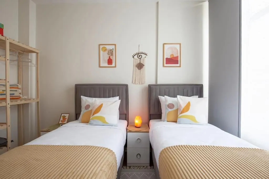 Modern Flat With Central Location Near Nisantasi Istanbul Turcia